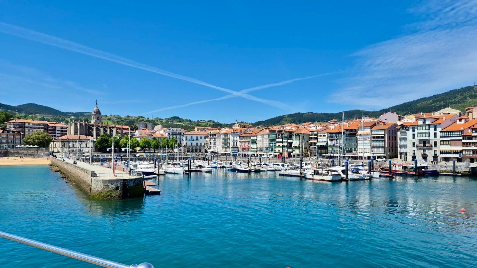 Piso En Lekeitio, Costa Vasca, Bizkaia. Apartment Luaran gambar